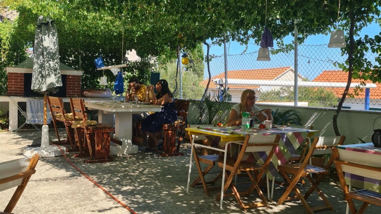 Guesthouse Lidija Sutivan Exterior photo