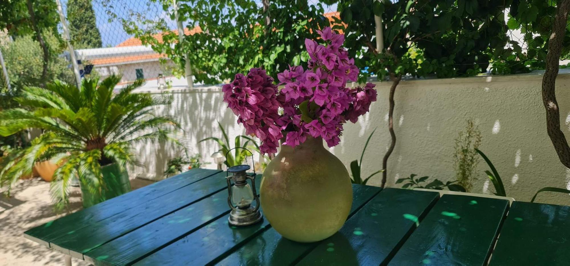 Guesthouse Lidija Sutivan Exterior photo