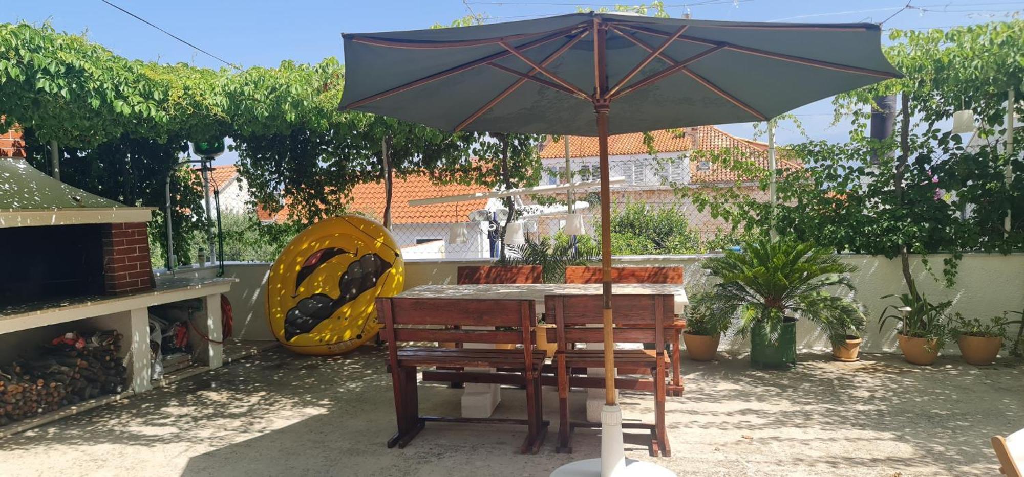 Guesthouse Lidija Sutivan Exterior photo